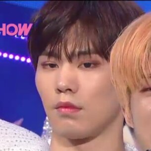 ArohaYellowkies's tweet photo. two types of emotions after getting your first win:
Rocky the emo boy https://t.co/njHiWx8ecK