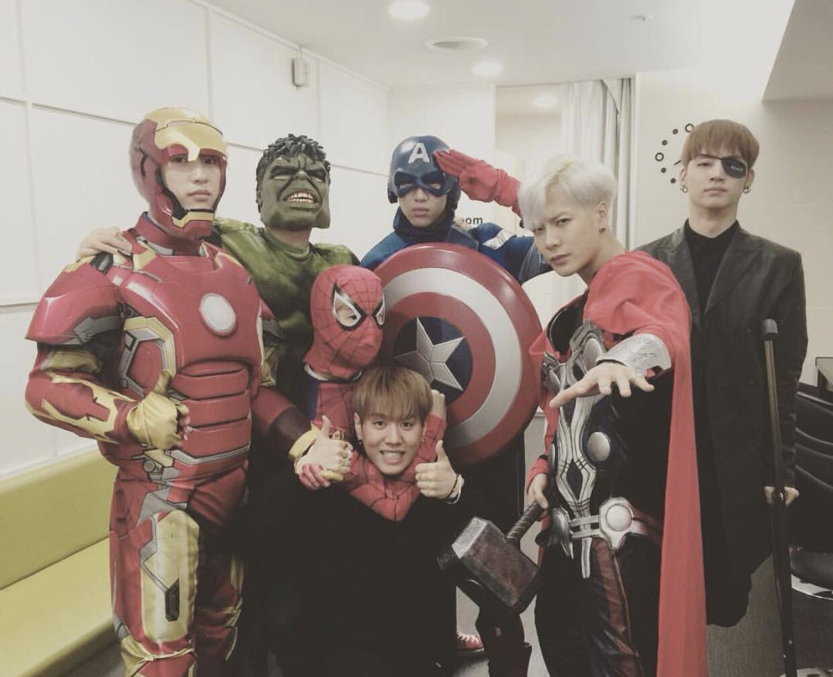 narannaner's tweet photo. คิดถึงได้ รอเป็น จะใครละจ้ะ ก็อากาเซ่นี่ไง5555 พักผ่อนตามอัธยาศัย เราจารอววววววว 💕#ImMissingYourFaceGOT7 https://t.co/oDgAn4qFIL