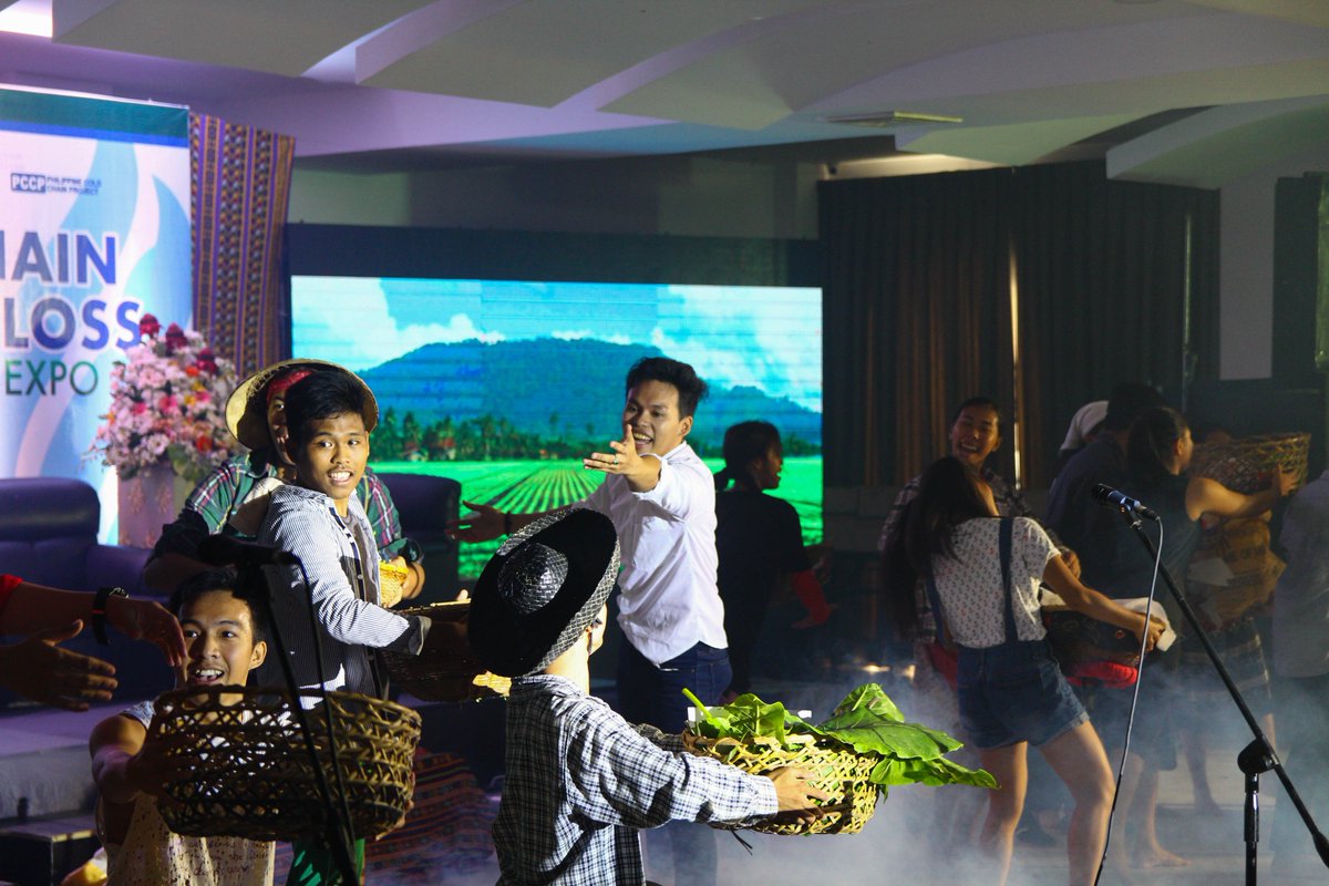 pccp_wi's tweet photo. Dulimbay Theatre Arts Guild (DTAG) of Caraga State University raised awareness on the effects of food loss and waste through a theater performance during @WinrockIntl PCCP's Cold Chain and Food Loss Summit + Expo 2019 held in Butuan City on Jan. 24-26. https://t.co/f1RNNxkidj