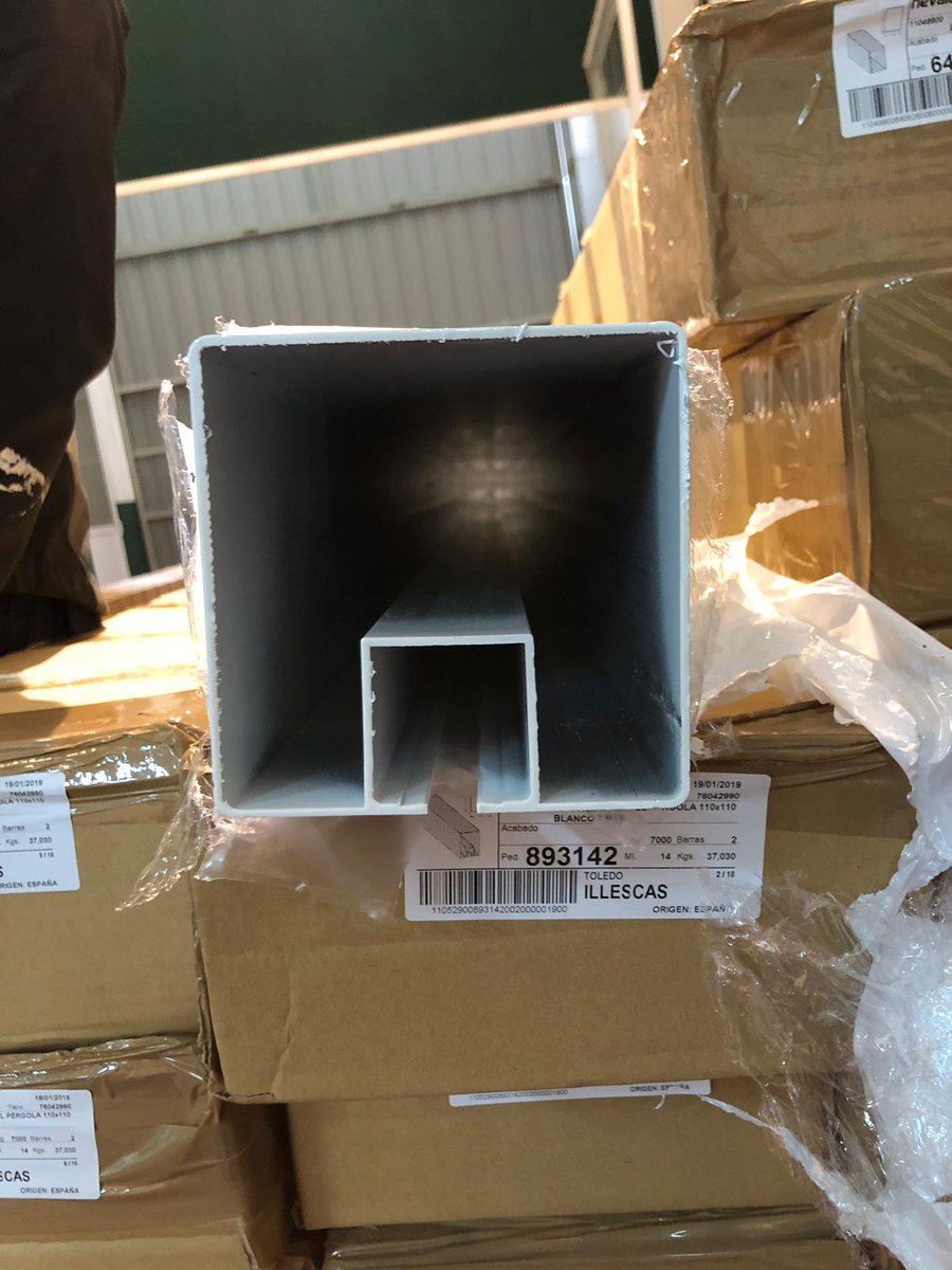 ToldosAvila's tweet photo. ¡Noticion, Noticion!

¡Recién salido del horno, llega reciente nuestra nueva pergola de 110x110 !

¿Y sabes lo mejor? Tenemos la fabrica llena de este producto que dará mucho que hablar.

¡A que esperas! Consigue ya tu pergola. https://t.co/HXps0imamr