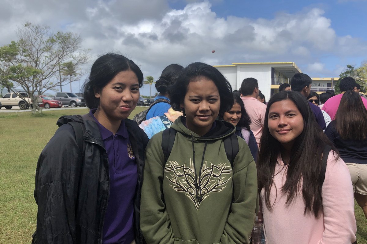 GWHSclassof2019's tweet photo. 💛 Spirit week day 2 💜 : Neon Fever Tuesday 
Great turnout today at the count seniors! Thank you for the continual participation 💜😊 Let's keep up the spirit for the rest of the week! https://t.co/Ipc7Xktw8V