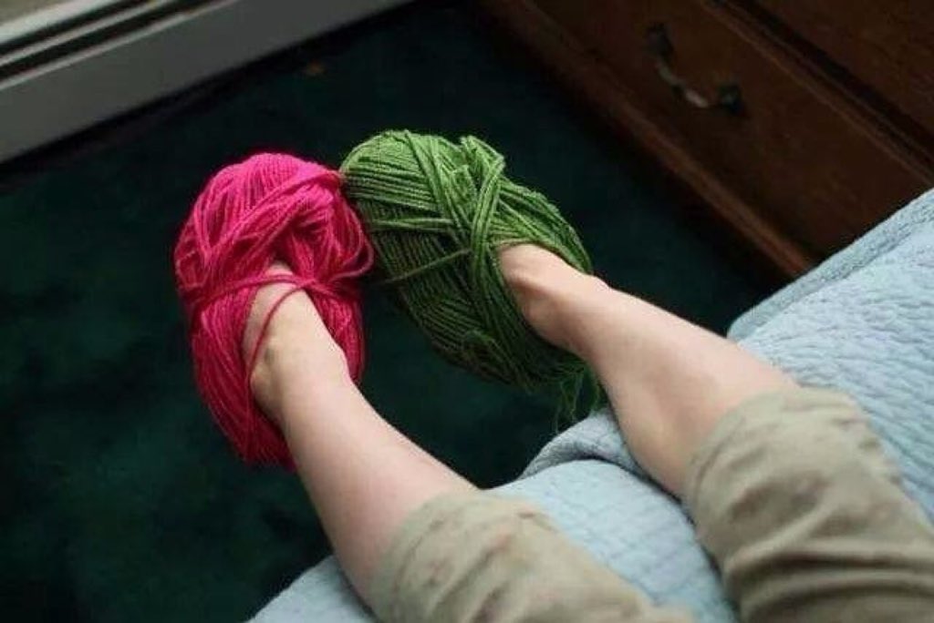 GegeeTsatsa's tweet image. Оймс нэхэж сурсын, эцсийн эцэст. Захиалга авна шүү 😂🤣 #идеидлядома #идеядлякухни #интерьер