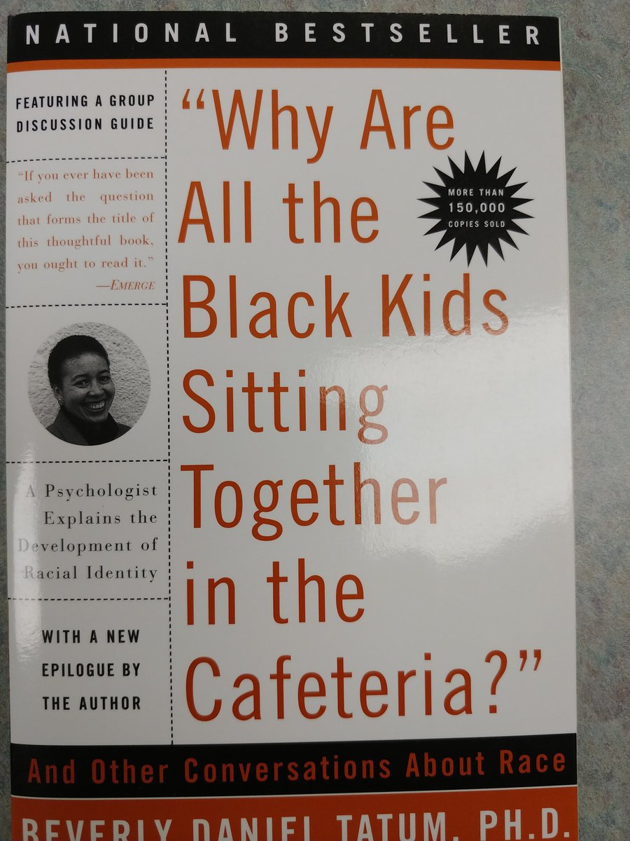 dascher1267's tweet photo. I've accepted the #7daybookchallenge from @GiannaMrozek. I will post a cover for seven days.. No explanation. I will invite someone to join me before day 7. Cover 5: https://t.co/IVN9ObL9qR