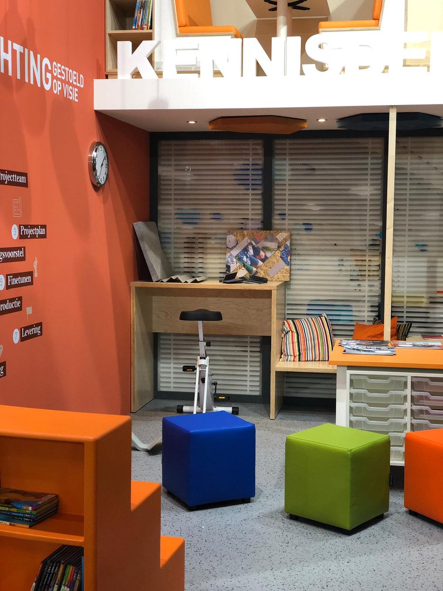 beweegklas's tweet photo. De Deskbike stond te stralen op de NOT beurs, exposanten en bezoekers even enthousiast! Wanneer probeer jij m uit? #deskbike #bureaufiets #beweegklas #notbeurs #schoolmeubilair https://t.co/6sRUZpjPxj