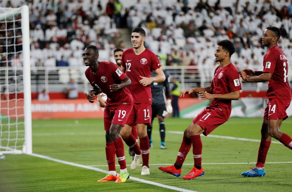 PeninsulaQatar's tweet photo. #Qatar crush #UAE 4-0 to reach #AsianCup2019 final
https://t.co/oEk8xPwJ6H
#qatarvsuae #قطر_الامارات https://t.co/O685DdXMSJ