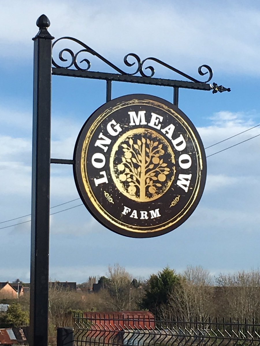 LongMeadowCider's tweet photo. Delighted with our new sign at Long Meadow Farm #AppleOrchards #FarmTours #CiderSampling ππ https://t.co/gWCGwfM5w2