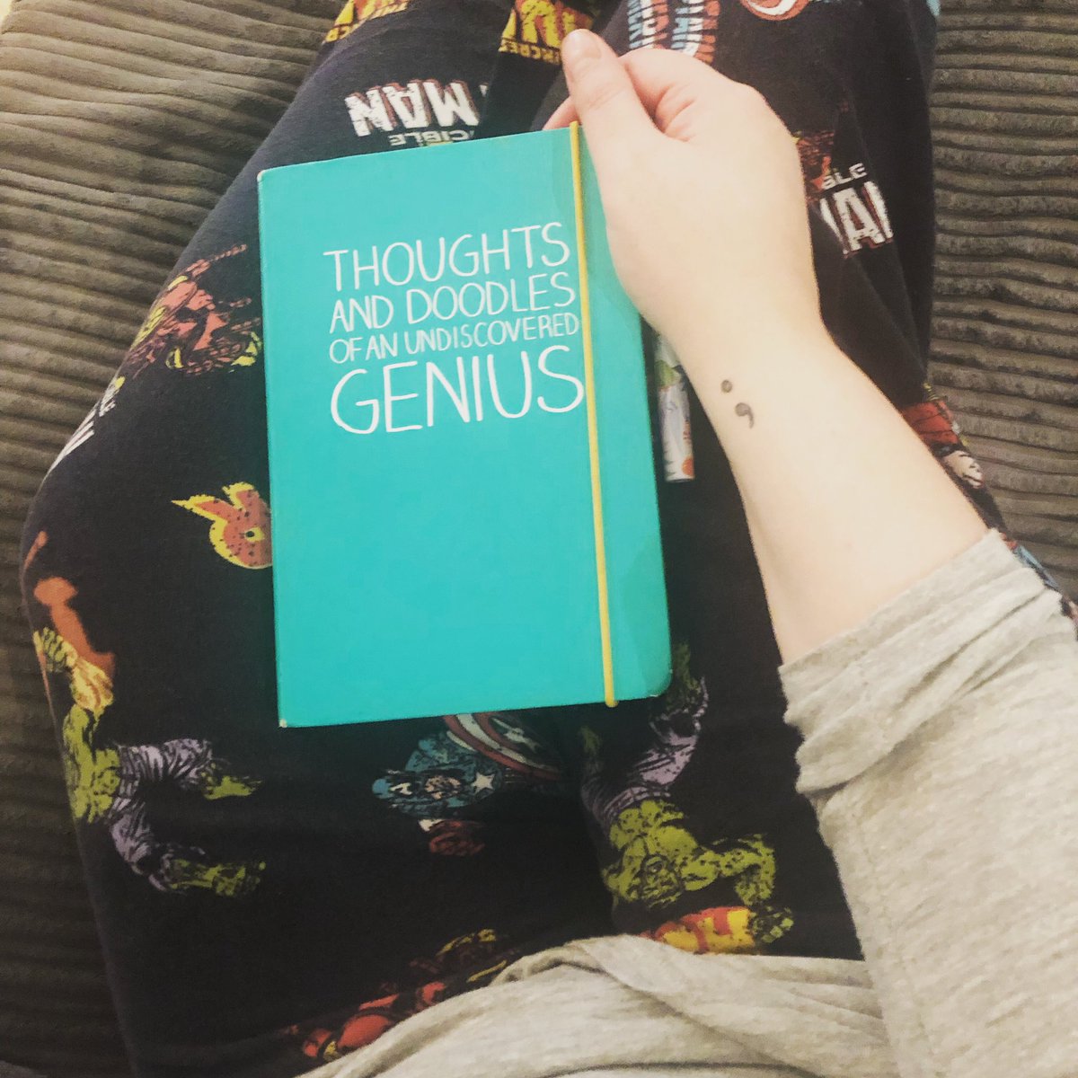vixxy_rose's tweet photo. ⭐️ today I decided to take a few hours to myself and honestly have a bit of a wallow! Now I can start picking myself up💪🏻 starting with working on a few more goals for myself ⭐️ #KeepTalkingMH #SickNotWeak #mentalhealth #anxiety #panuveitis https://t.co/McuQY1A06h