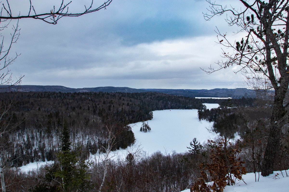 New video up tonight at 6pm! A solo winter camping trip involving a mountain, no tent and high winds.
.
#FindYourNorth #NorthernScavenger