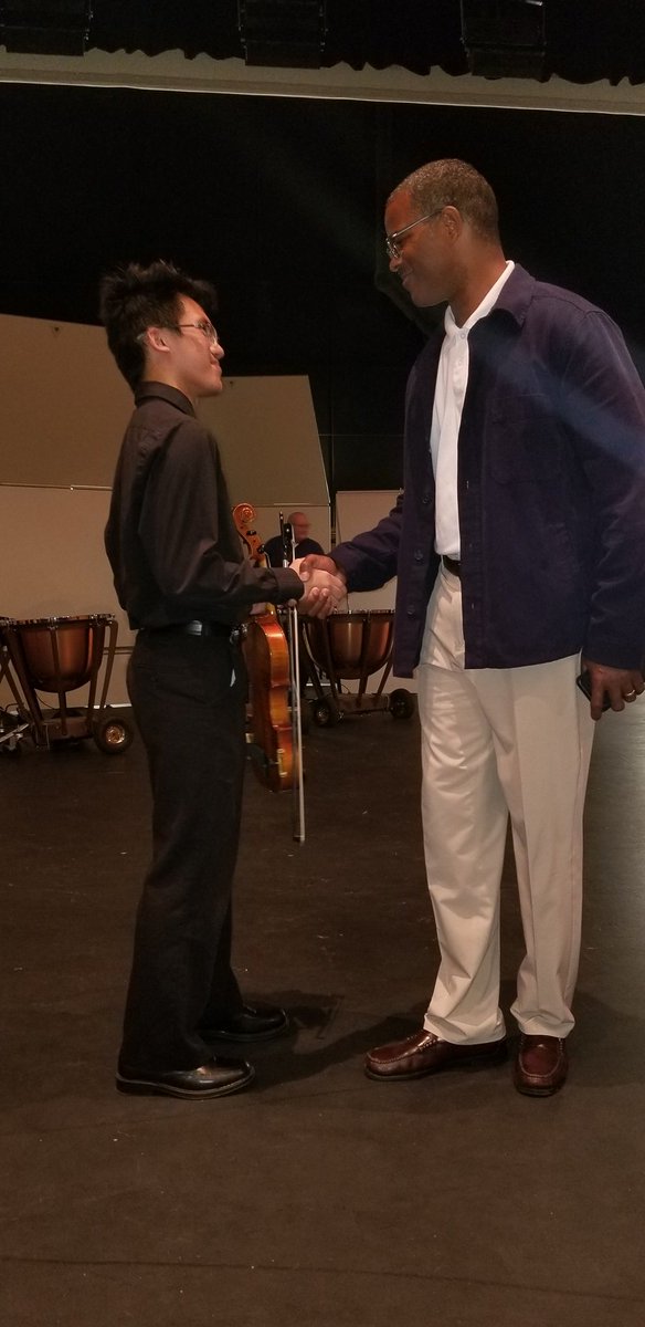 TigerSoundBand's tweet photo. Intorducing Boynton High's 1st Superior rated Violist - John Vo
Congrats John and well done Mrs. Rosenthal

#TigerSoundStrings
#TigerSoundOrchestra
#TigerSound
#TigerPride

@cityofboynton @CongressMS @thedreambbchs @Edrick_Rhodes @citydelraybeach @CityBocaRaton @presleycharles https://t.co/43pEMLMv1J