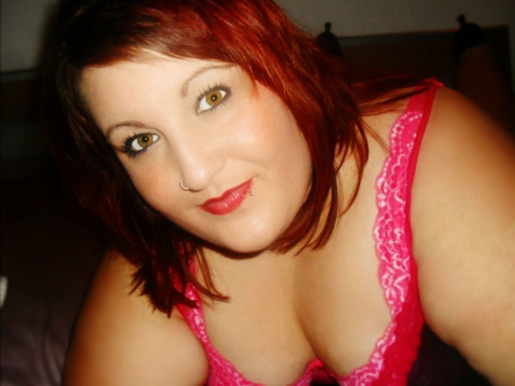Eva2Hot's tweet photo. Suchst Du mich ? #fatwoman
#bbw   ich vermisse Dich #fatass
#echtdick  komm schau vorbei
 https://t.co/4e0qGbX0z6 https://t.co/frH9xqYmUP