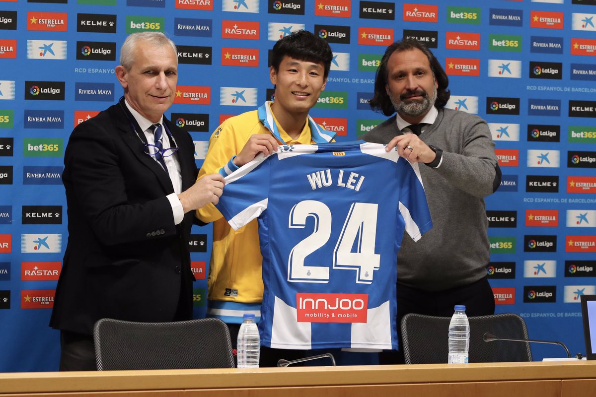 RCDEspanyol's tweet image. Bona sort i endavant, Wu Lei! ⚪️🔵

¡Buena suerte y a por todas, Wu Lei! ⚪️🔵

Good luck, Wu Lei! ⚪️🔵

好运，武磊！⚪️🔵

#WuLeiPerico | #RCDE | #Volem | #EspanyoldeBarcelona