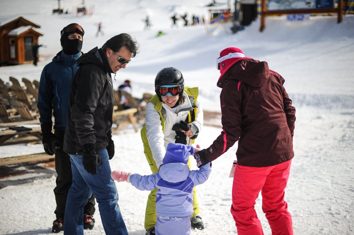 CatskillTourism's tweet photo. It's #nationalplanforvacationday!  We welcome you and your family/friends to spend time with us to experience all the area has to offer.  We are a 4 season destination with something for everyone.. .https://t.co/c7HDLxhRn6 @I_LOVE_NY @newyorkupstate  @ILoveNYPR #catskills https://t.co/7eO49KC01X