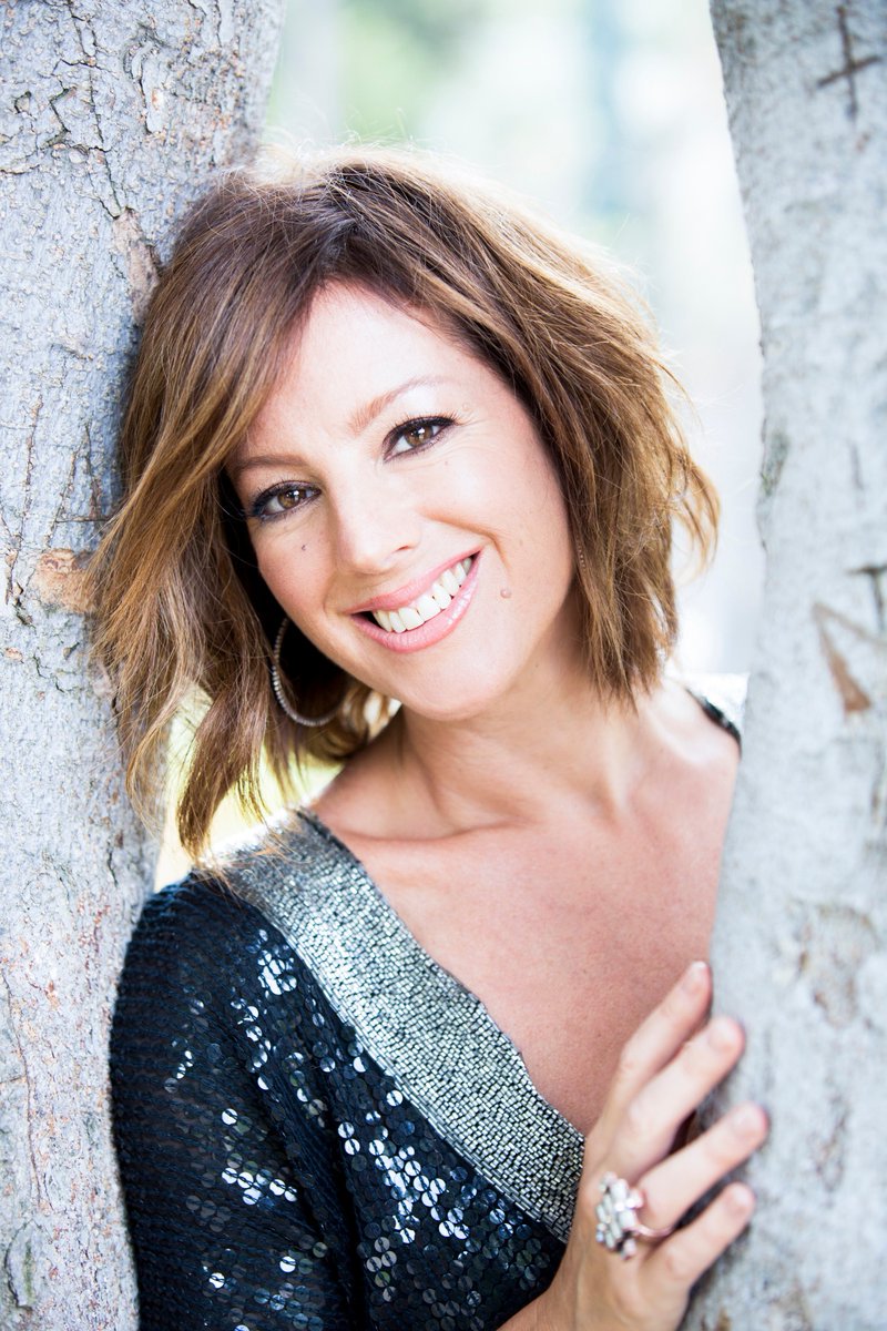  \"HAPPY BIRTHDAY SARAH MCLACHLAN\"         