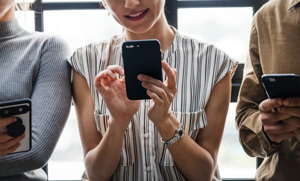 Optimise your mobile experience with #ProgressiveWebApps (#pwa), the latest addition to #Magento2! Read more bit.ly/2RSyJDz <a href="/magento/">Magento</a> #Magento #ecommerce #omnichannel