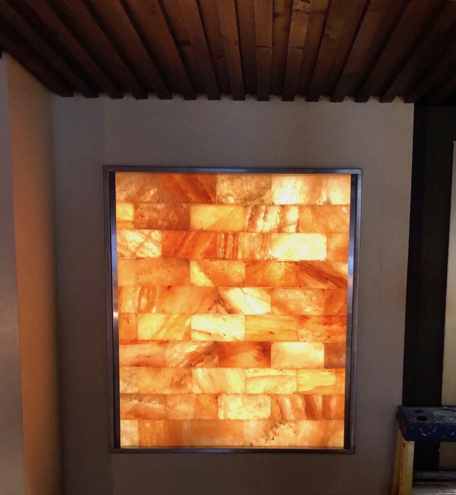 BluecrowTeam's tweet photo. Chop Bloc, Chelmsford.
Fine dining at its best with some amazing Himalayan salt brick walls. More to come.
.
#HimalayanSaltBricks #BespokeByBluecrow #ChopBloc #RestaurantDesign #GraysYard https://t.co/UFzZHIGlRp
