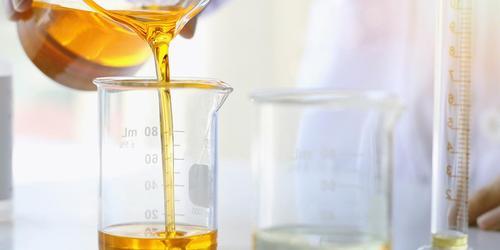 STLE_Tribology's tweet photo. A #lubricant’s success depends on matching the right #baseoil to the application. Here’s what #formulators need to know: https://t.co/9ixUjVnAOa #basestocks #viscosity #petroleum #manufacturing #NewContentTuesday https://t.co/FXaUD9NAW2