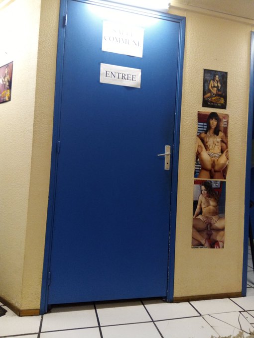 BON ... Je viens de me faire sucer par une Dame &agrave; #StEtienne .... Merci #VideoZapping #Sexshop https://t<a href="/tag/sexshop"class="tags"><span>#sexshop</span></a><a href="/tag/stetienne"class="tags"><span>#stetienne</span></a><a href="/tag/videozapping"class="tags"><span>#videozapping</span></a>