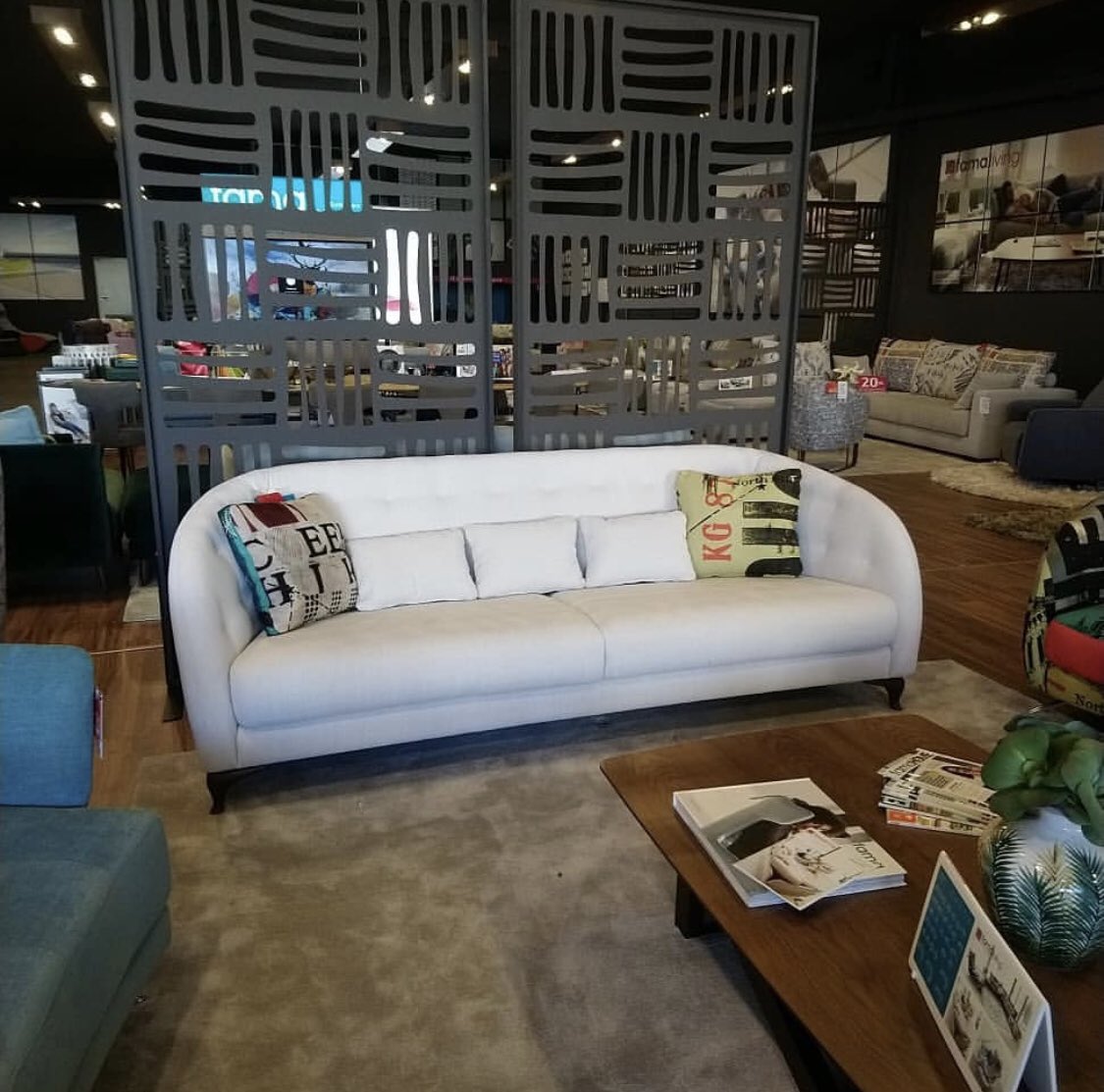 FarraDesign's tweet image. @FamaSofas Astoria You&amp;amp;Me #famasofas #famaliving #sofamodular #decoration #deco #design