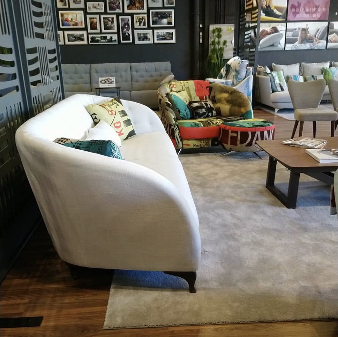 FarraDesign's tweet image. @FamaSofas Astoria You&amp;amp;Me #famasofas #famaliving #sofamodular #decoration #deco #design