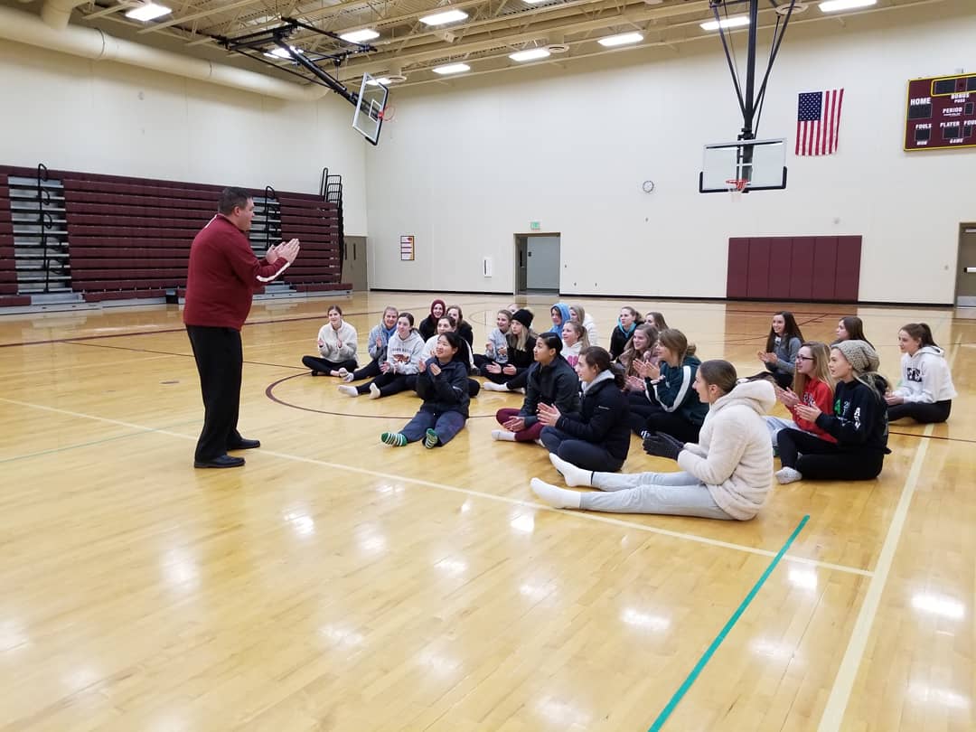 ankenydt's tweet photo. Thankful for the support and motivation of our @Ankeny_Hawks AD Brent Buttjer this morning! 
•
Ready to be focused and motivated this weekend at nationals 🏰
•
#AHSDT #Ankeny #DanceTeam #UDA #NDTC https://t.co/IHuNFHUe8O