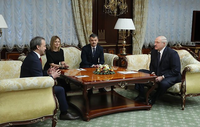 Belarús Noticias (@beltanoticias) on Twitter photo #Lukashenko discutió con #Dvorkóvich el desarrollo de #ajedrez en #Belarús
esp.belta.by/president/view…
<a href="/FIDE_chess/">International Chess Federation</a> <a href="/theworldchess/">World Chess</a> <a href="/advorkovich/">Arkady Dvorkovich</a> <a href="/chess24com/">chess24</a> <a href="/chesscom/">Chess.com</a> <a href="/NastukChess/">Anastasia Sorokina</a> #Lukashenko discutió con #Dvorkóvich el desarrollo de #ajedrez en #Belarús
esp.belta.by/president/view…
<a href="/FIDE_chess/">International Chess Federation</a> <a href="/theworldchess/">World Chess</a> <a href="/advorkovich/">Arkady Dvorkovich</a> <a href="/chess24com/">chess24</a> <a href="/chesscom/">Chess.com</a> <a href="/NastukChess/">Anastasia Sorokina</a>