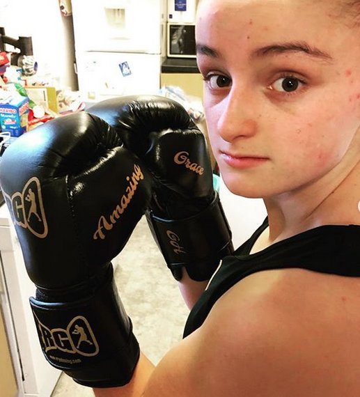 AceBetsCom's tweet photo. @BoxFemNews @Claressashields @KatieTaylor This one has plans to be right up there in years to come. 12 years old, 112lb and trains like a demon. Dedication and commitment to the cause https://t.co/HaYOzuo0HN