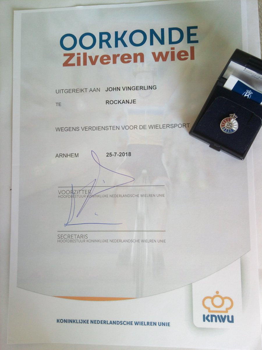 Gisteravond het zilveren wiel van KNWU uitgereikt gekregen tijdens de jaarlijkse juryvergadering van de KNWU.