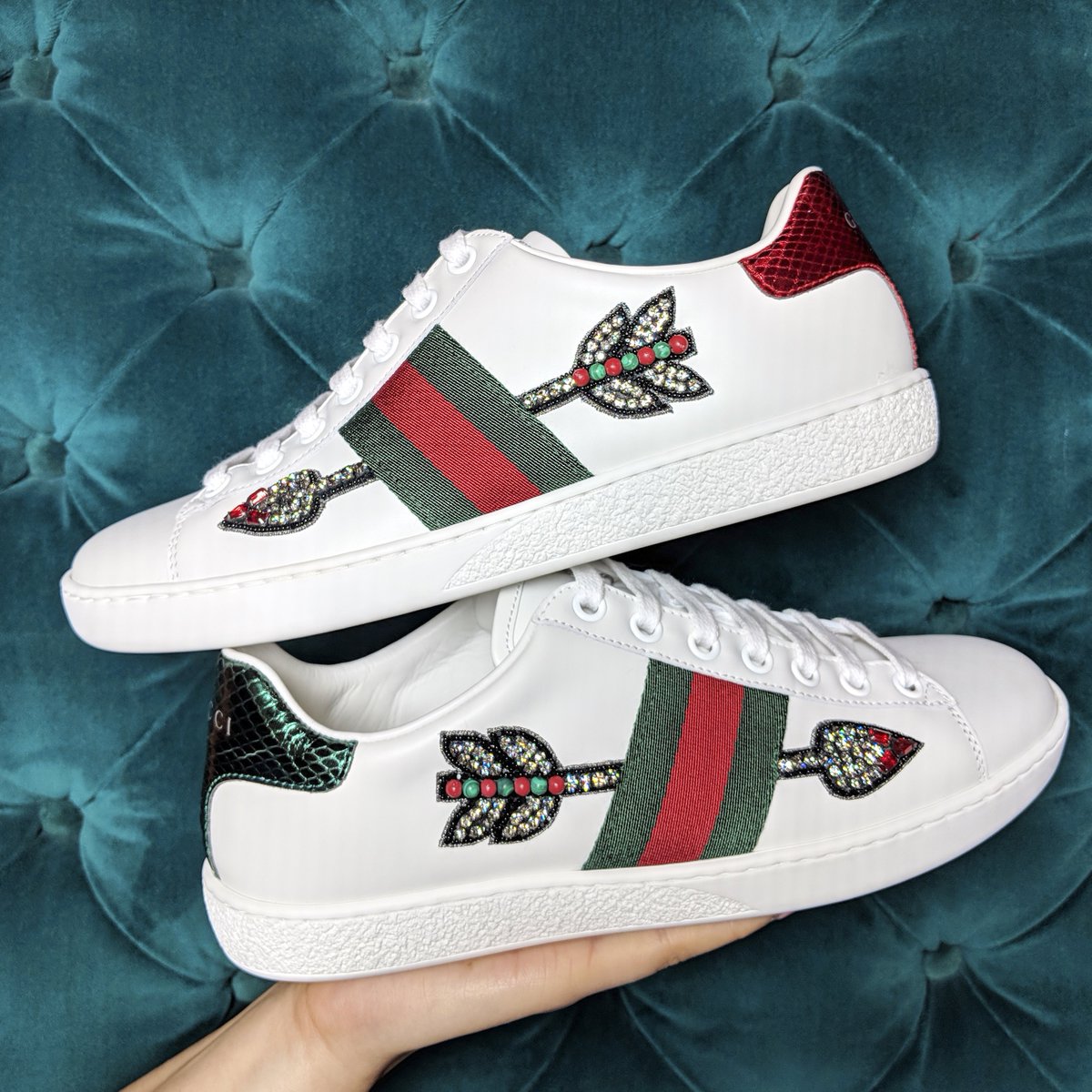 gucci Ace Arrow-embroidered trainers 