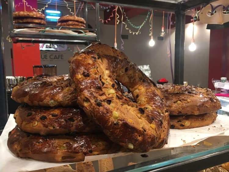 Liveperugia's tweet photo. Non c'è festa senza il suo dolce tradizionale #SanCostanzo #torcolo #iliveperugia https://t.co/gzLq6tIDpy
