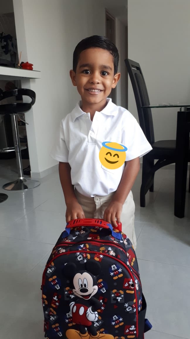 MariaIsaHC's tweet photo. De las tantas cosas duras que me han pasado, estar sin mi sobrino hoy que es su primer día de colegio me ha pegado muy muy duro. Definitivamente hay que aprovechar esos momentos con la familia, son los únicos que nos recargan la batería! #TeAmoRey https://t.co/T5eR6chnp2