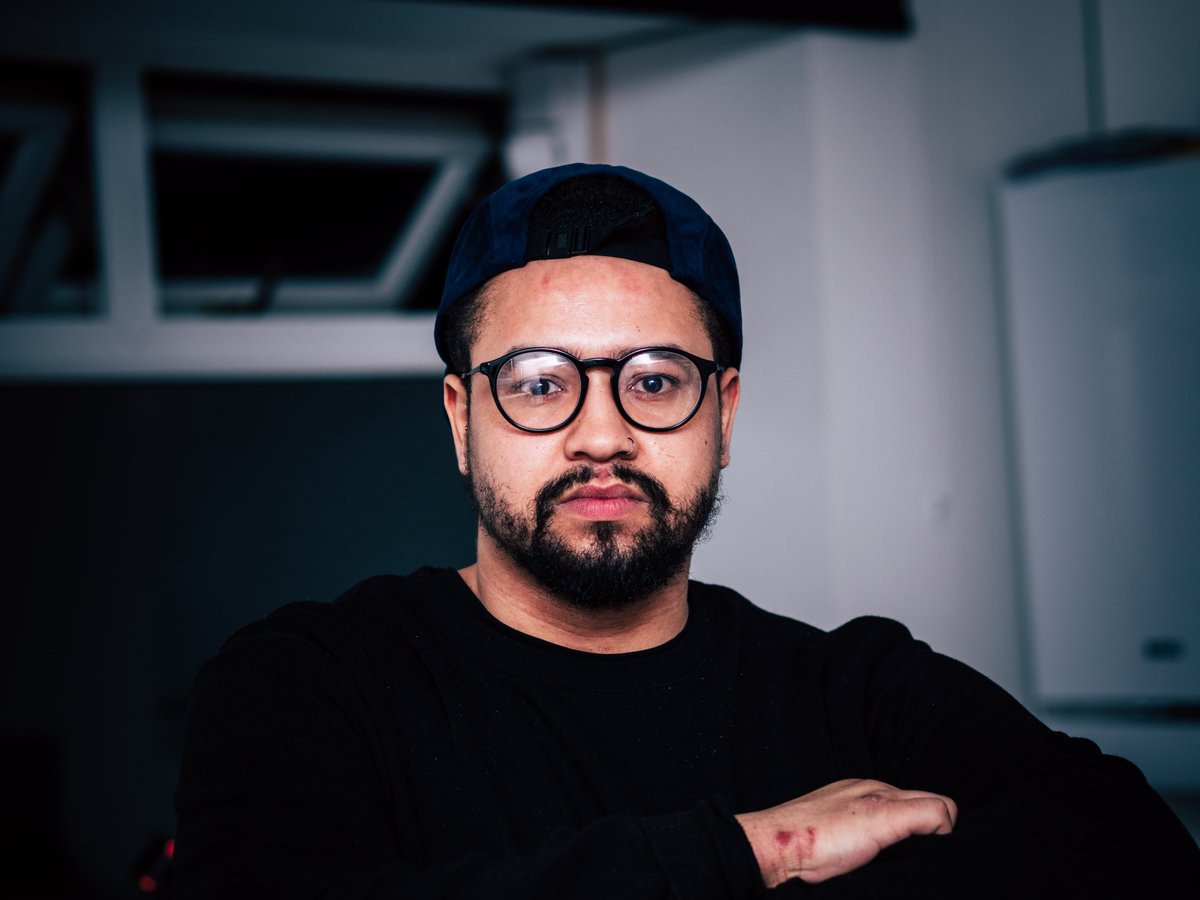 westbaycreative's tweet photo. Promo shots now complete for Ashley at #HudsonsBarbershop! 📷

What do you think? 😍

Website coming soon...watch this space! 🖱

#CreativityWow #WesternBayCreative https://t.co/DpHtztEX9l