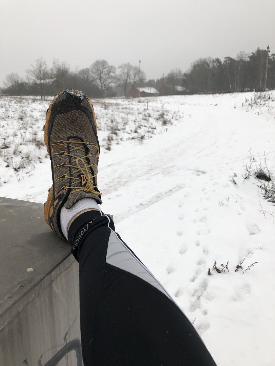 PerJannok's tweet photo. Slask och snöyra. So, how's your day going? #LunchRunda https://t.co/c3AMoeQydk
