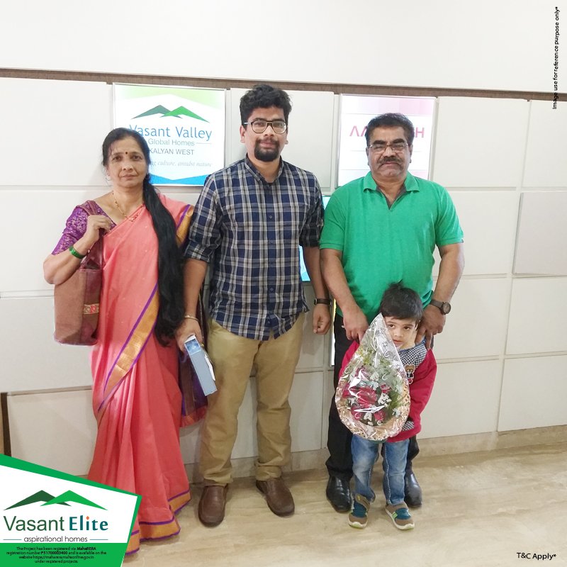 vasantvalley31's tweet photo. As we welcome new family members to our #VasantElite #family, we are overjoyed. 

With a belief of providing the best living experiences to them, we’ve emphasised on making their dreams a reality.

#HappyCustomers #Home #House #Property #RealEstate #Possession #Lifestyle https://t.co/40Y5iQU4Pc