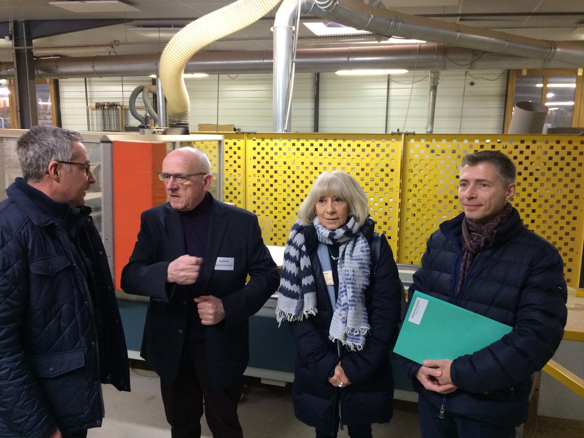 Chateauroux36's tweet photo. Vendredi matin, dans le cadre des #MatinalesDesEntreprises, @gilaverous et Catherine Dupont ont visité les #entreprises #MauveMenuiserie, #NumécapPrécision et #Pradeau #chaudronnerie industrielle, dans la zone artisanale de #CapSud. #SaintMaur36 https://t.co/E7o0MGJz6j https://t.co/HrbNWjQPt6
