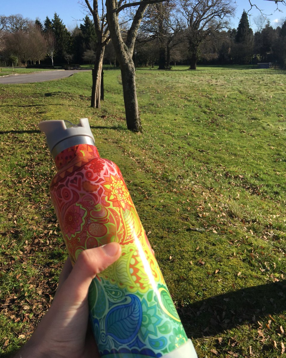 Here comes the sun! 
And with it, out comes our vibrant new Zen RehdratePro flask for the first time of the year. It may still be on the cold side but this lovely blue day has got us longing for for summer.
We're ready, are you?