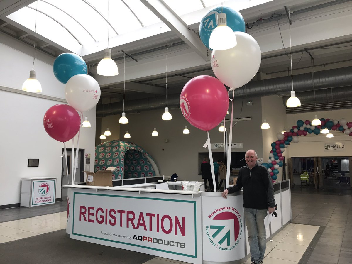 MerchWorld_UK's tweet image. Thanks to @bloonyltd for our wonderful balloon display and arch #merchworld