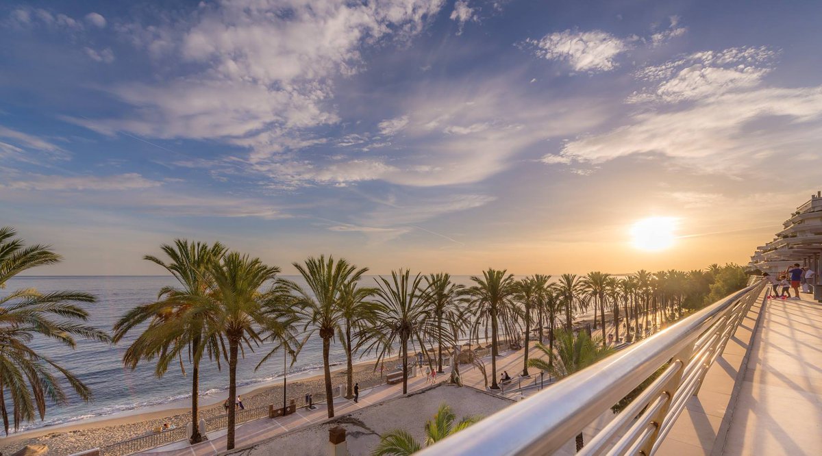 Hotel_Baviera's tweet photo. Estamos a 650m de la famosa Plaza de los Naranjos y a unos pasos del paseo marítimo más bonito que verás este año😉

Ven a descubrirlo: https://t.co/arDZda6A0J

#marbella https://t.co/zTNOzaTzx9