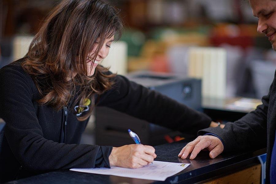 Troc_com's tweet photo. Sens du service, consommer responsable, métier passion, démarche écocitoyenne, réemploi de l’objet... Rejoignez une franchise qui a des valeurs, faites partie de l'aventure https://t.co/iCGIPq2pAI ! https://t.co/wrQG6311Jw 
#economiecirculaire #écocitoyen #franchise https://t.co/5xWPzHPb8f