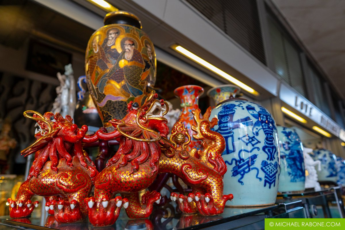 michaelrabone's tweet photo. Treasures around Barcelona. #Barcelona #BCN #Encants #FleaMarketBarcelona #Travel #Blogger #TravelBlog #Pintofotografia #SonyA7III #SonyAlpha #Vintage #Secondhand #LostFoundMarket #StreetFood #Music #ShowCooking #Foodies #FoodMarket #FleaMarket #BarcelonaEvents #Antiques #Salvage https://t.co/urJ9jEXrHq