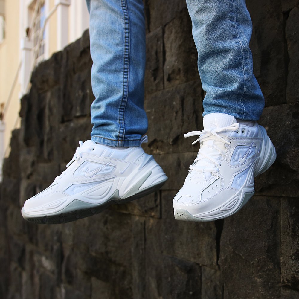 elegante botón Loco SHELFLIFE.CO.ZA on Twitter: "Online Now: The Nike M2K Tekno in Triple White  is now available at our CPT, JHB and online store. Shop now:  https://t.co/BxsFFp9RiV https://t.co/Es8PBdyNIw" / Twitter