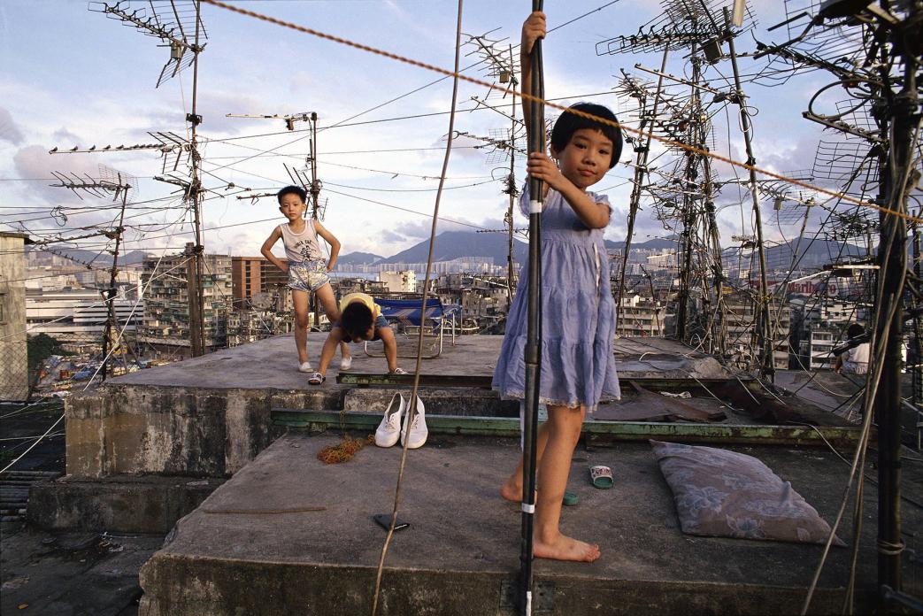 Old Macau Archives Hongkong Kowloon Walled City 九龍砦城 1987 1990 City Of Darkness Revisited By Greg Girard