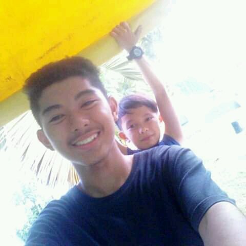 erick_ramlan's tweet photo. Siga budak nu bahela #trawback jeng si adi .. https://t.co/5FZw7BwYX0
