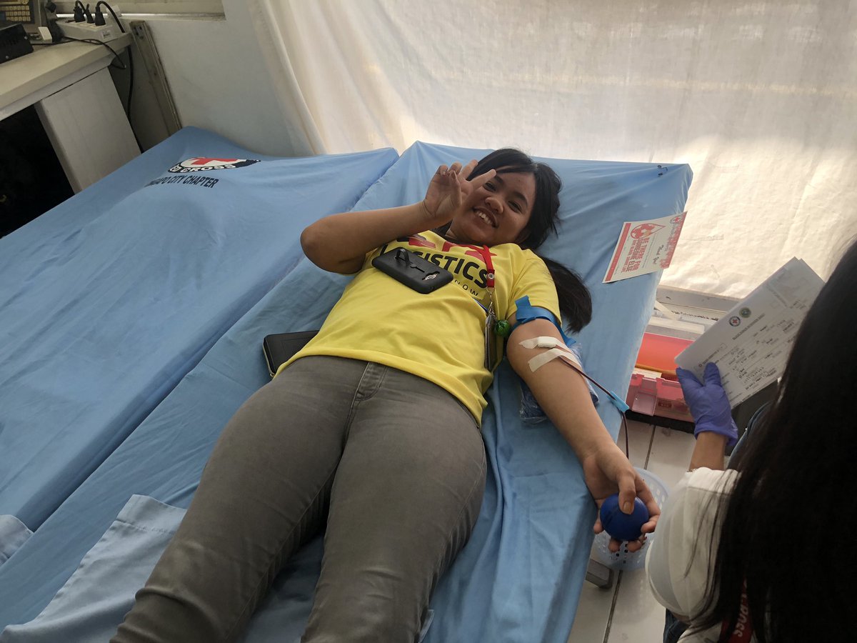 F2LogisticsPh's tweet photo. Be There For Someone Else. Give Blood. Share Life! BE A HERO! 

Today, few of the F2 Logistics employees have volunteered to donate blood happened at Petron Freeport Corp - Subic ☺️❤️💉

#BeAHero 
#ProudToBeF2 
#F2Logistics https://t.co/eit6z9r3GE