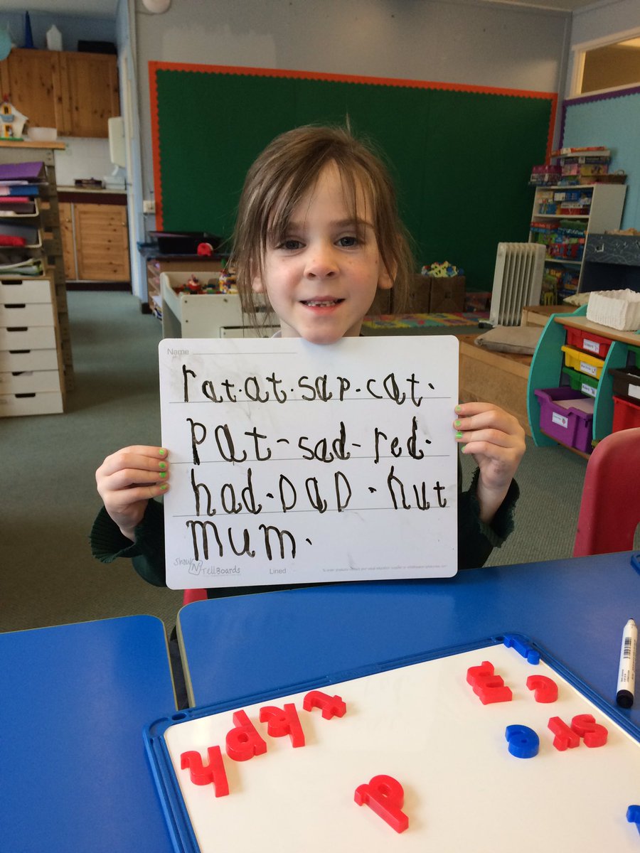 LittleArdvreck's tweet photo. Practising word building in Primary 1. https://t.co/qHmbgxEtsq