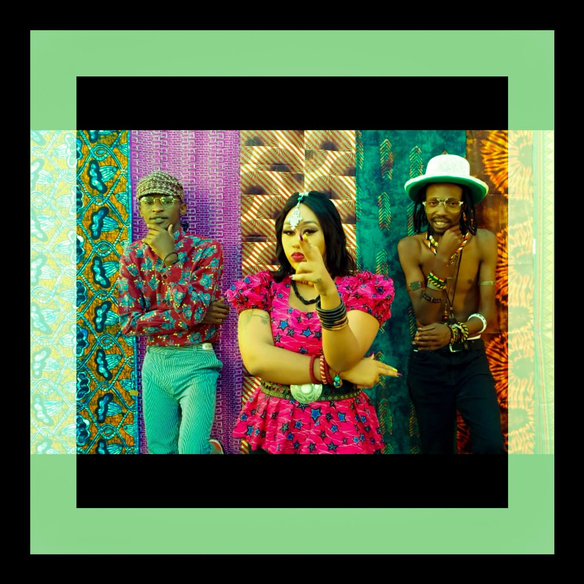 2FELLAZ's tweet photo. BRAND NEW music video NOW ON YOUTUBE
CHOCHA - @theredacapella X @moonskenya
AUDIO - @magathefella
VIDEO - @jijodrumbeats .
CLICK IN BIO to watch , share , comment and don't forget to Subscribe.
Link in bio #playkemusic #chocha #Redacapella https://t.co/0imYzvuufB