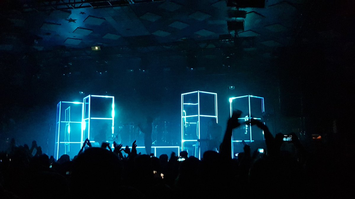 eilidhf_x's tweet photo. Amazing night at Glasgow last week seeing @ENTERSHIKARI Even managed to get some cardio in from dancing 😀💃 @RouReynolds @EnterChris @enterrob @roryclewlow https://t.co/Cny3Ld5gSm