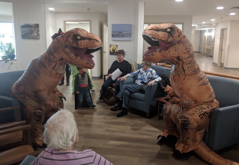 HattonMitchel's tweet photo. Test driving a career as a community events coordinator at Peninsula Manor was a #roaringgoodtime #gonnamissthem #seniorsrock #learntowork #worktolearn 

#SGDSBoard @ShawnaGrouette @MarathonHS https://t.co/5ZqJUasVsH