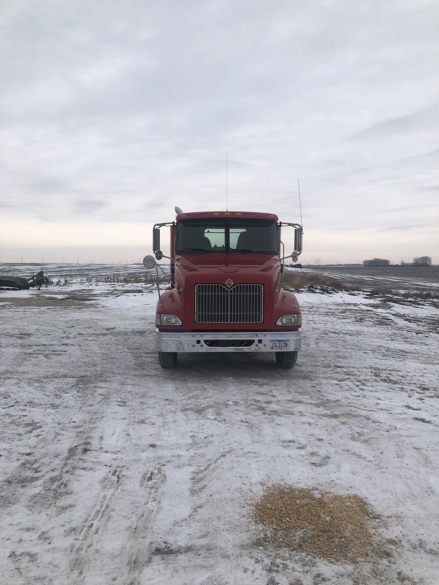 j_ostrander's tweet photo. 2007 International 9200i Day Cab Truck (NP7757), Cummins M11 diesel engine, Meritor 10 speed transmission, heat, air conditioning, Am/Fm radio, tandem axle, air ride suspension, air slide 5th wheel, dual fuel tanks, single stack,347,426 miles. 
Selling on Del Peterson feb 5th. https://t.co/O5MxOi9MWR
