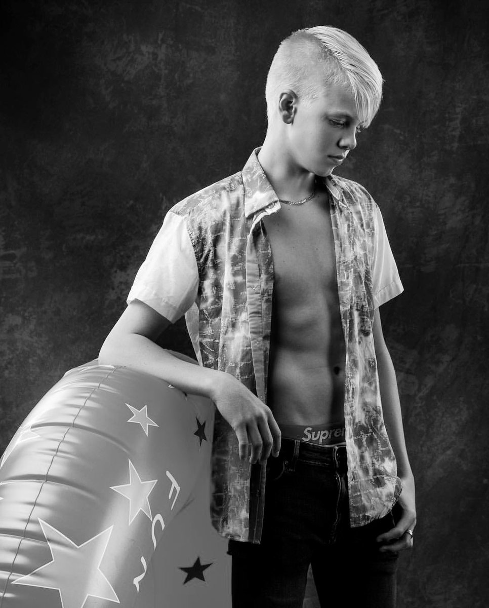 Casper Mendoza-Reynolds (@blueboy_cas) on Twitter photo 