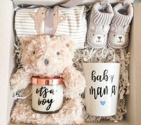 kjennruby's tweet photo. @deuxlgi Ta-da~!🎁 Ini ada kado dari aunty cicyu dan uncle kicoy~😁 @alcqohol , buat dedek finley~~👶
Mudah2an pakaian sama sepatunya muat yaa hihi, kalo kegedean gapapa jadi bisa dipake lama👀 #modehemat .gg
Aaaaaa mauu gendongg dedek finleynya unnii manaaaa >< https://t.co/DV2N8WMPUM